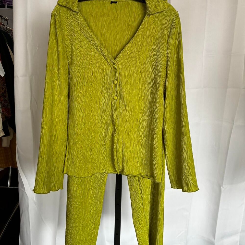 Shein Women's Green and Yellow Suit